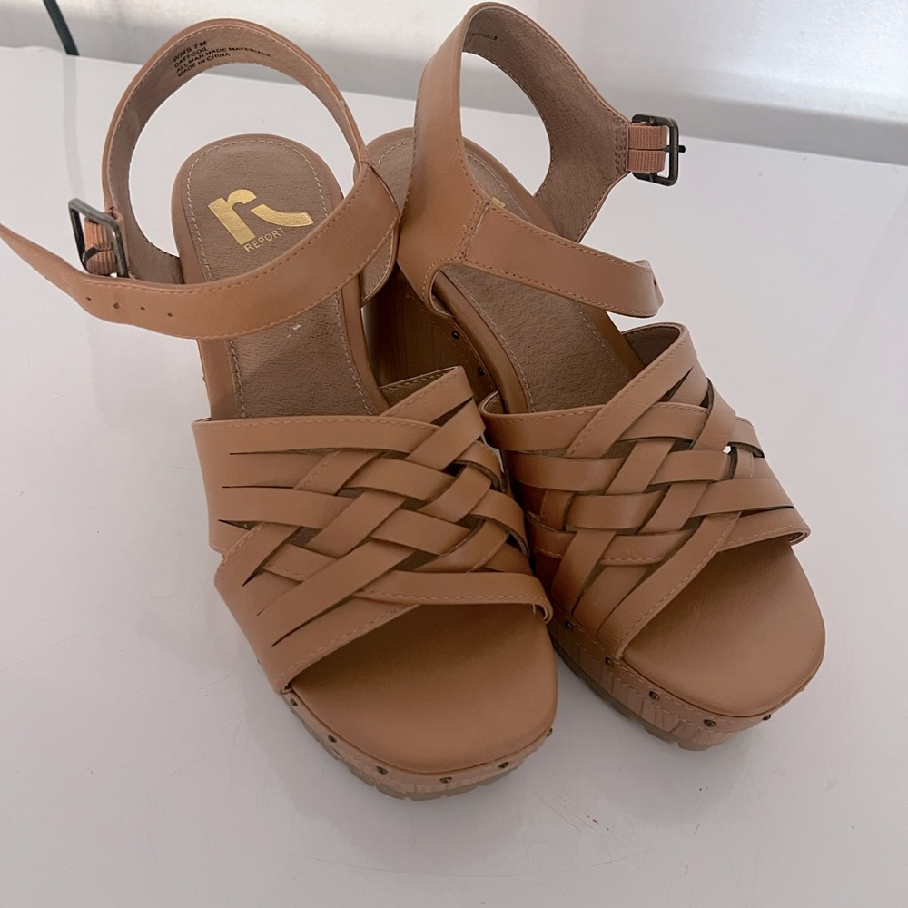Report Heel Sandal -Tan -NEW